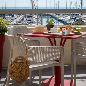 Ibis Budget Bord De Mer Hotel